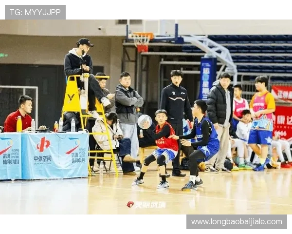 真人视讯滚球盘带你进入真实的比赛现场感受激情 真人视讯滚球盘带你进入真实的比赛现场感受激情